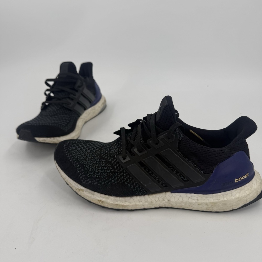 Adidas Ultra Boost Men's Size 9 Black Navy Blue Running Athletic Shoes